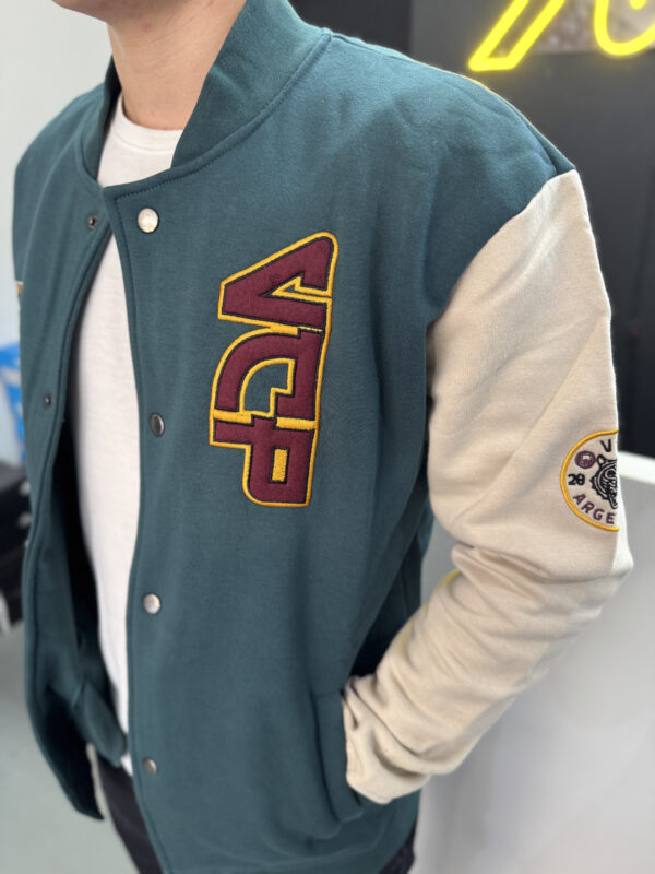 Campera Varsity LUSAKA