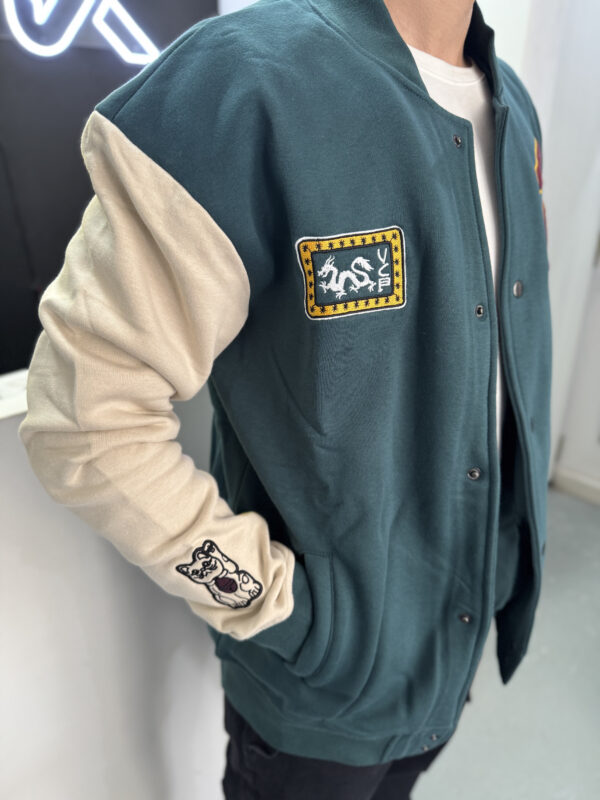 Campera Varsity LUSAKA