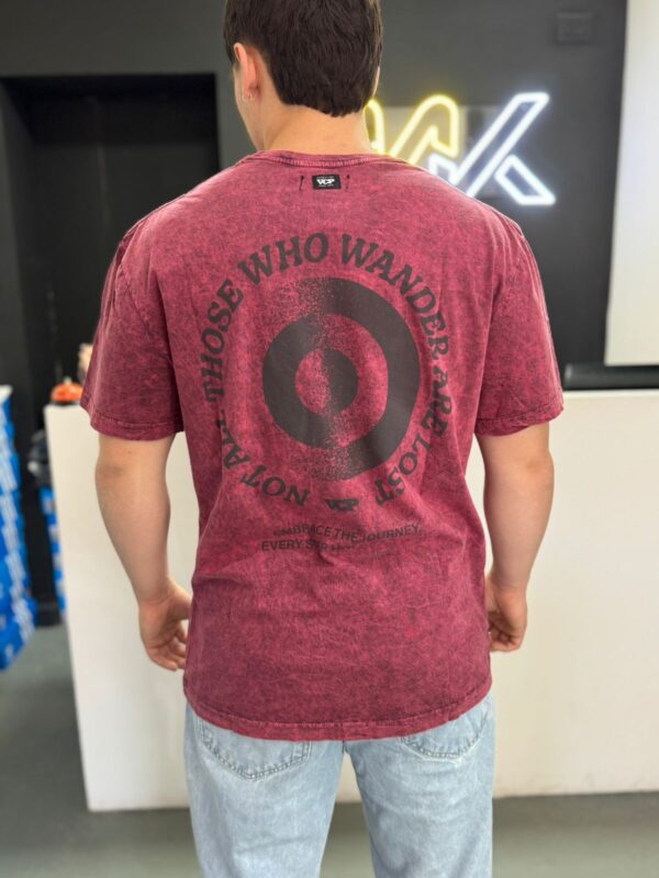 Remera Oversize "WANDER" - Keep Moving