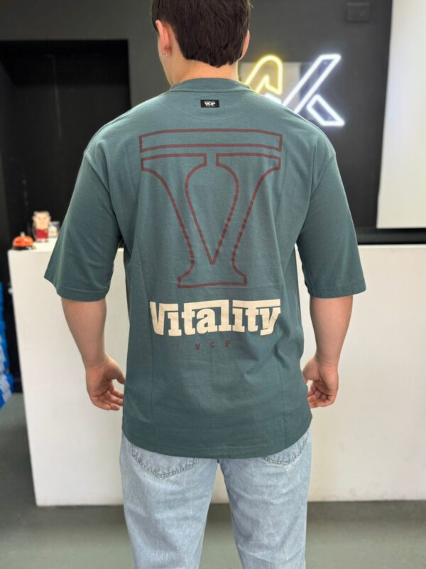 Remera Oversize "VITALITY" VCP Gráfica