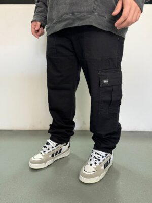 Pantalón Cargo Oversize "AROK" Negro