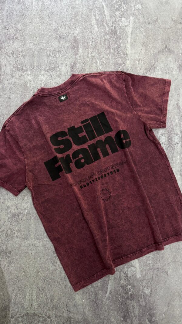 Remera " STILL FRAME "