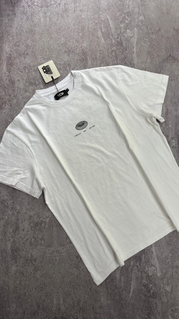 Remera " NEO ORBIT "