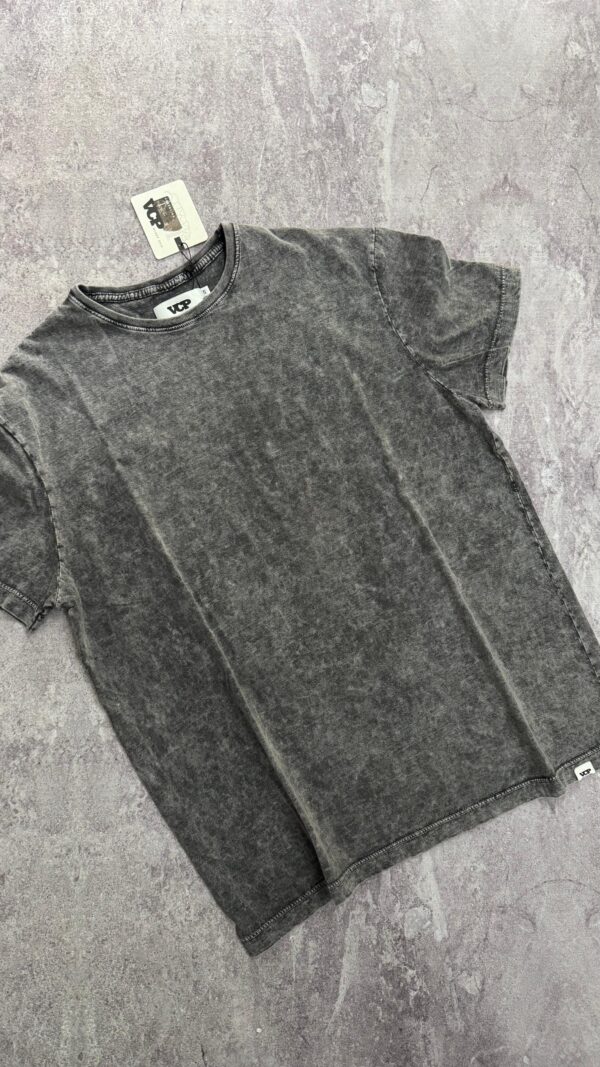 WhatsApp Image 2026-01-06 at 18.28.45 (47) Remera "BASIC WASHED"