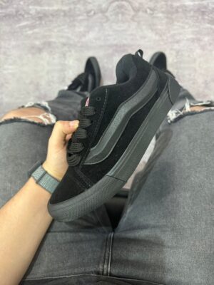 ZAPATILLAS KNU TOTAL BLACK