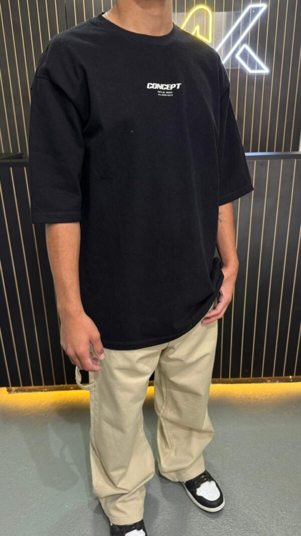 REMERA " CONCEPT "