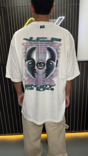 Remera " THE SILENCE "